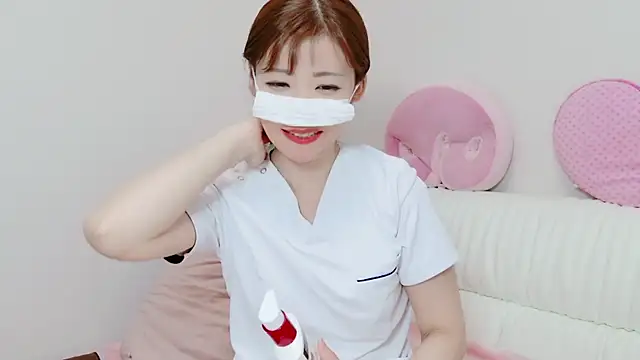 Snapshot of erokangoshi-nene chatting on December 29, 5:44 pm erokangoshi-nene online show from December 29, 5:44 pm