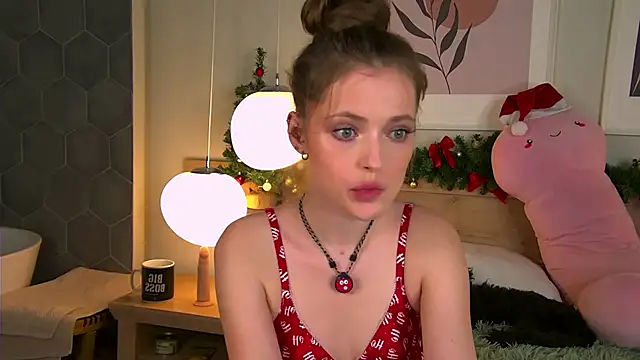 AshleyDouglas online show from December 31, 4:04 pm