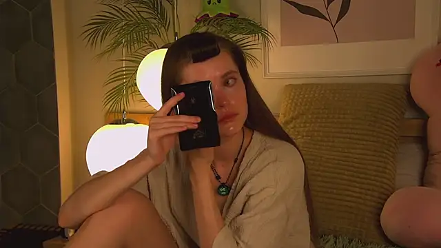 AshleyDouglas online show from February 28, 4:10 am