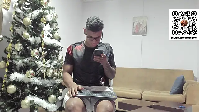 Darren hot2 online show from January 4, 10:34 pm