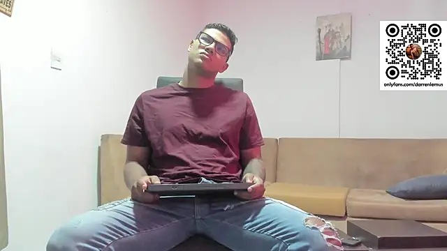 Darren hot2 online show from January 10, 5:02 pm
