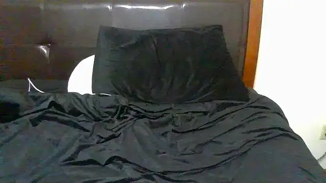 SexyJesz online show from March 16, 5:44 am