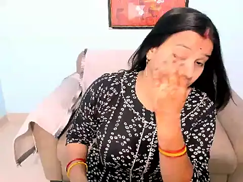 kendracox21 online show from April 11, 3:55 am