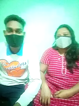 Snapshot of Group_Of_Lust chatting on November 20, 3:07 am Group Of Lust online show from November 20, 3:07 am