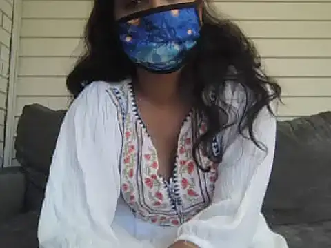 AthiyaAa 18 online show from December 20, 8:01 pm