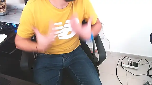 webothtwo online show from January 22, 8:59 pm