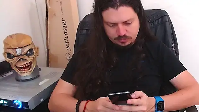 webothtwo online show from February 6, 1:43 pm