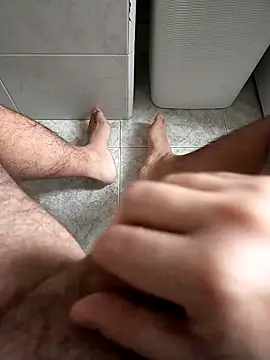 user 662 online show from December 1, 10:53 am