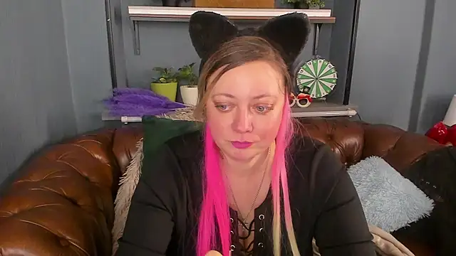 Snapshot of JesiaFoxi chatting on January 9, 2:18 pm JesiaFoxi online show from January 9, 2:18 pm