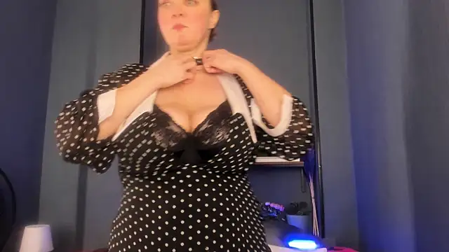 Snapshot of JesiaFoxi chatting on February 22, 3:36 pm JesiaFoxi online show from February 22, 3:36 pm