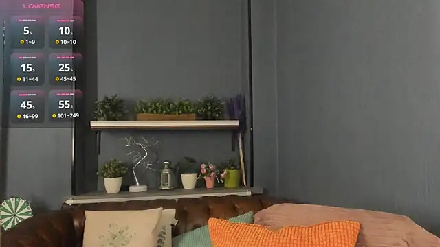 JesiaFoxi online show from November 6, 1:23 pm