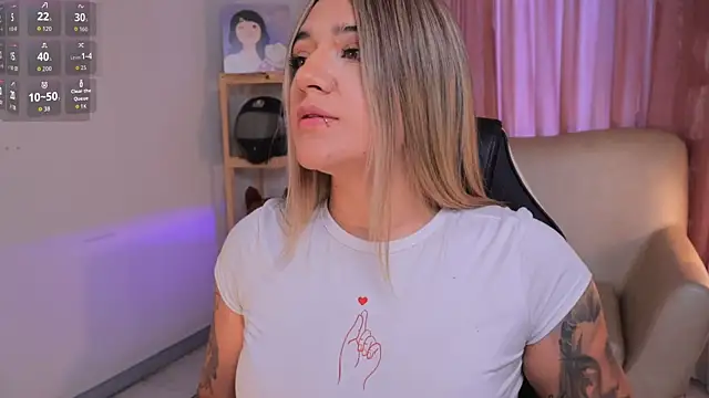 ashleyvalirya online show from September 30, 8:36 pm