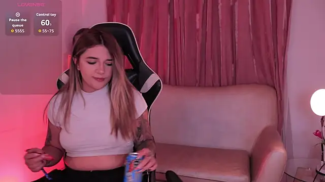 ashleyvalirya online show from December 23, 3:59 am