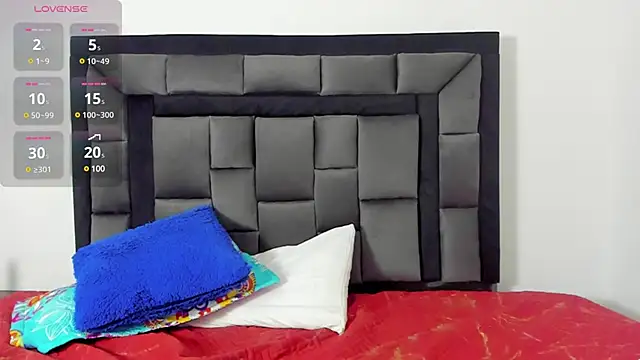 tatiana valencia online show from December 21, 4:14 pm