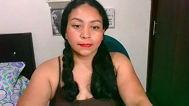 zaray bella online show from April 15, 9:26 pm