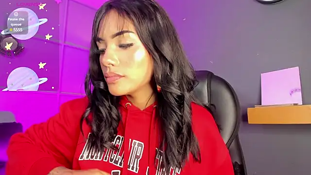 Giovanna oliveira online show from January 18, 8:31 am