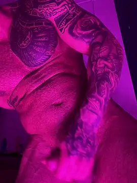 Snapshot of moody1996- chatting on February 4, 3:44 am moody1996- online show from February 4, 3:44 am