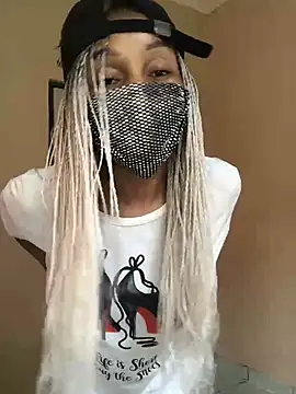 Snapshot of niccki3 chatting on December 28, 9:20 am niccki3 online show from December 28, 9:20 am