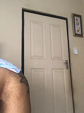 Snapshot of niccki3 chatting on December 31, 4:27 am niccki3 online show from December 31, 4:27 am