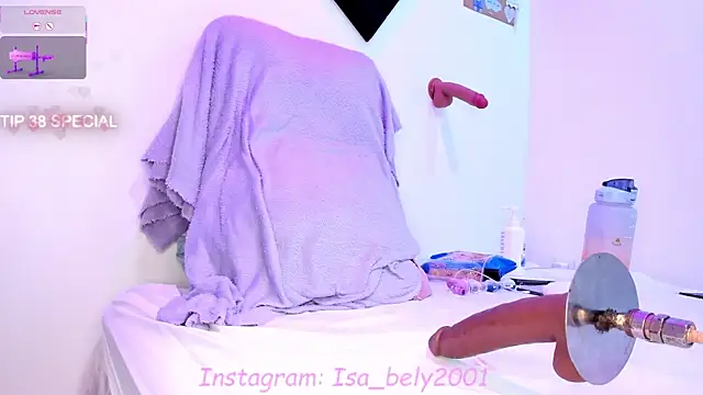 Isa belly online show from February 26, 3:32 am