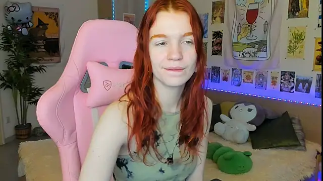 Sunny Elly online show from February 9, 8:33 am