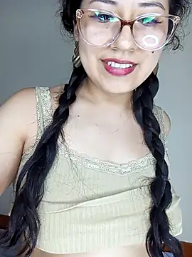 Snapshot of MishuColfer chatting on February 14, 2:52 am MishuColfer online show from February 14, 2:52 am