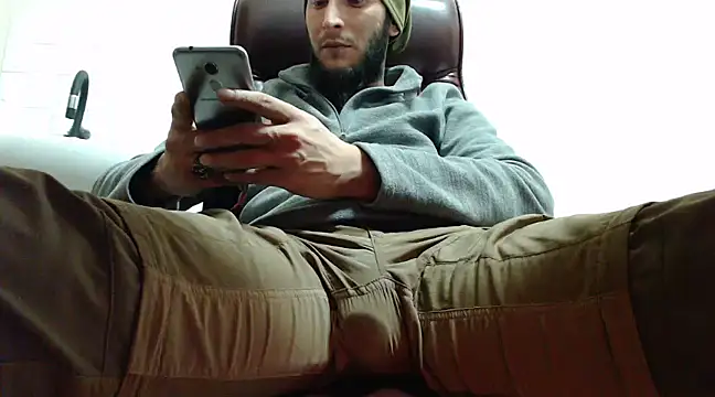 hardbigcock16 online show from December 25, 3:06 pm