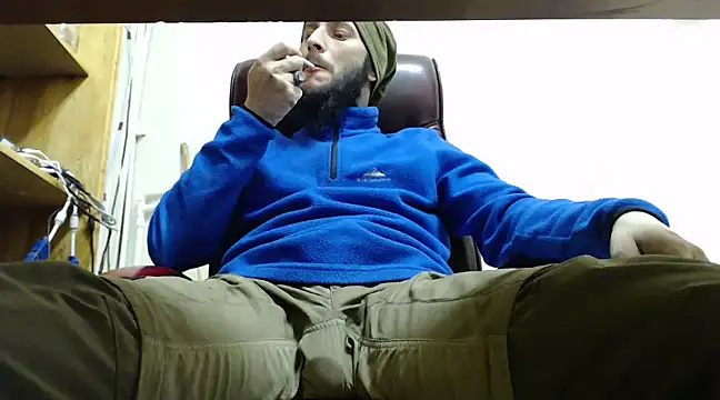 hardbigcock16 online show from January 17, 10:33 am