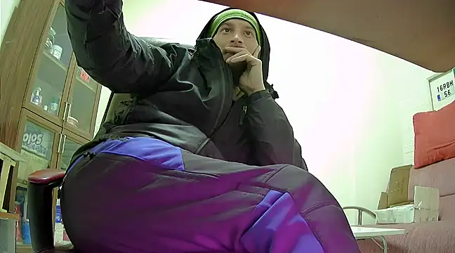 hardbigcock16 online show from February 13, 1:37 pm