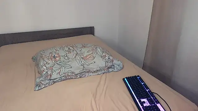 rosebelle11111 online show from October 7, 6:10 am