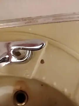 rober245 online show from April 21, 1:42 am