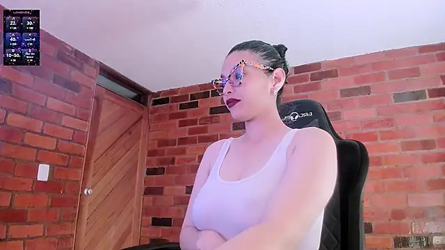 paulinabarnett- online show from December 24, 12:33 am