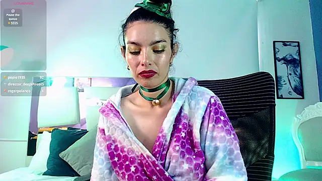 paulinabarnett- online show from March 17, 3:18 pm