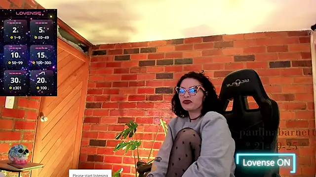 paulinabarnett- online show from September 21, 5:36 pm