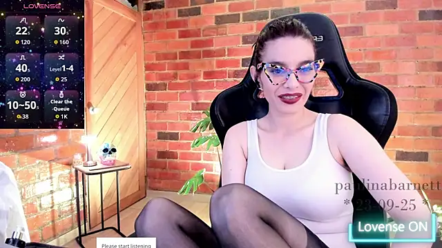 paulinabarnett- online show from September 23, 3:15 pm