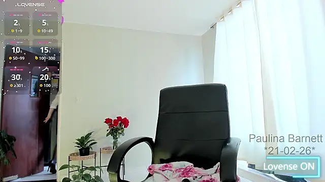 paulinabarnett- online show from February 21, 2:18 pm