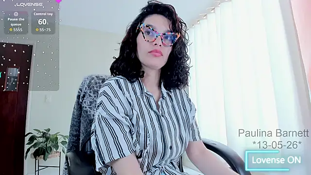 paulinabarnett- online show from May 13, 4:59 pm