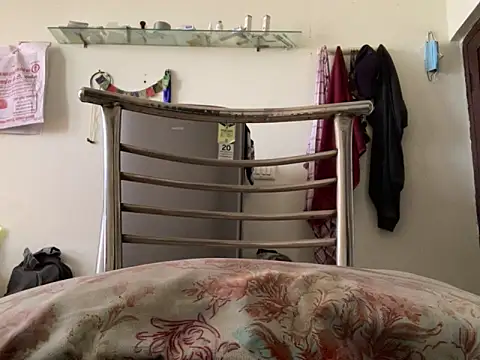 Snapshot of JOJO_xxx_123 chatting on September 18, 9:44 am JOJO xxx 123 online show from September 18, 9:44 am