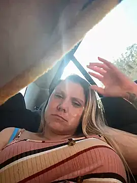 Snapshot of hotNReady6969 chatting on February 21, 7:54 pm hotNReady6969 online show from February 21, 7:54 pm