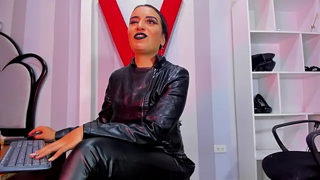 MeliizaQueen online show from March 13, 11:16 pm