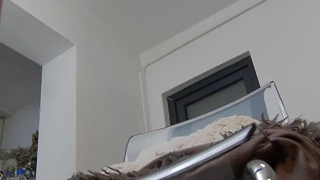 AnyaRose online show from December 2, 8:41 am