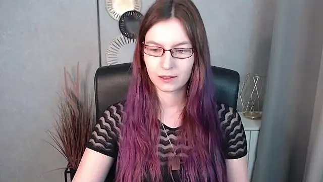 emmaxDelight online show from January 15, 6:33 am