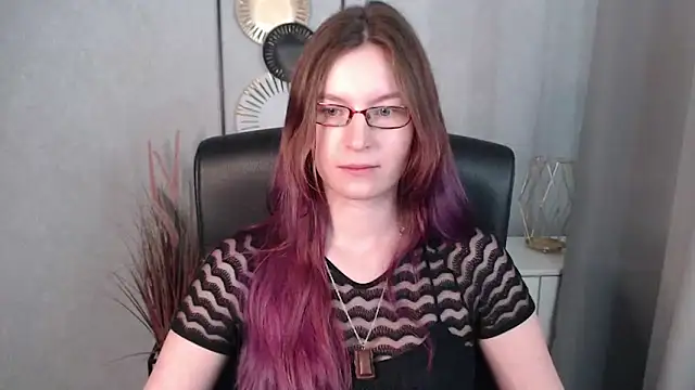 emmaxDelight online show from January 16, 1:14 pm