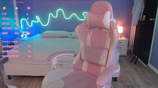 zoe jones13 online show from March 17, 3:47 am