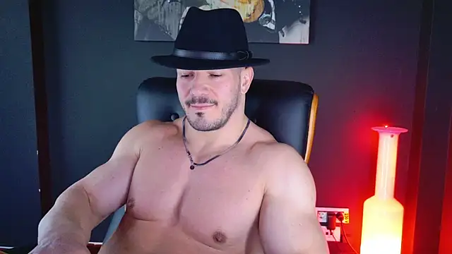 AngeloEric online show from December 19, 11:07 am