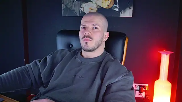 AngeloEric online show from December 20, 2:05 pm