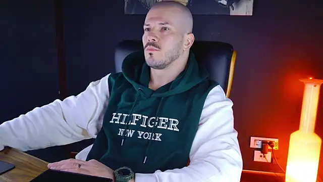 AngeloEric online show from January 15, 5:29 am