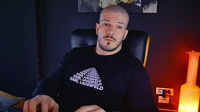 AngeloEric online show from January 21, 12:18 pm