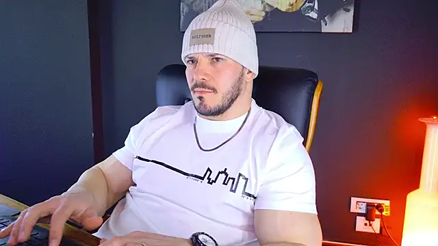 AngeloEric online show from January 29, 11:09 am