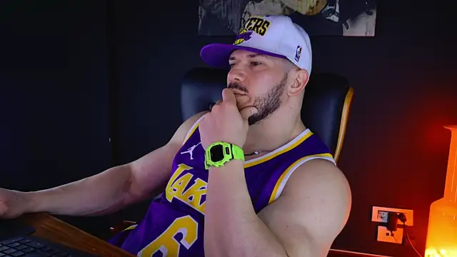 AngeloEric online show from February 3, 2:02 pm